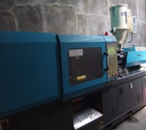 INJECTION MACHINE